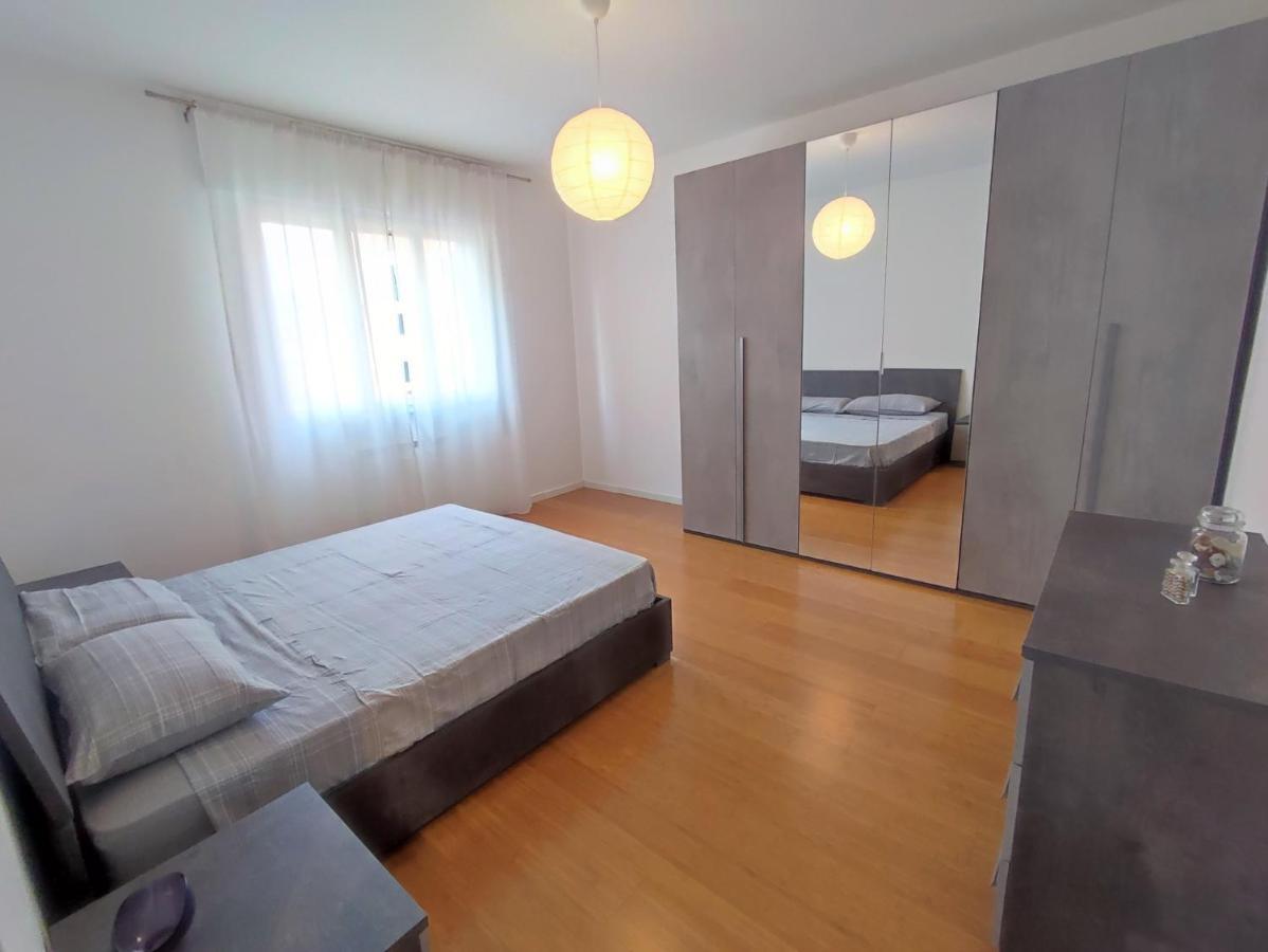 La Casa Dei Tre Apartment Местре Екстериор снимка